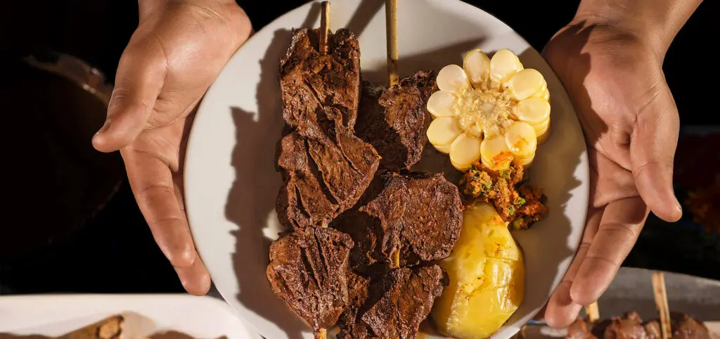 Dicas e precauções ao provar as comidas de rua do Peru