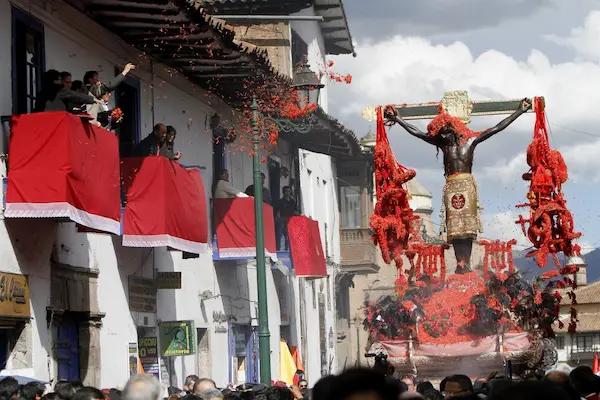 tradiciones culturales durante la semana santa en cusco