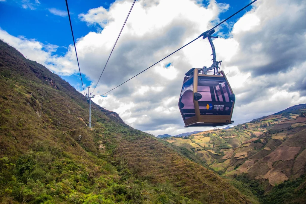 Kuélap en la selva alta 